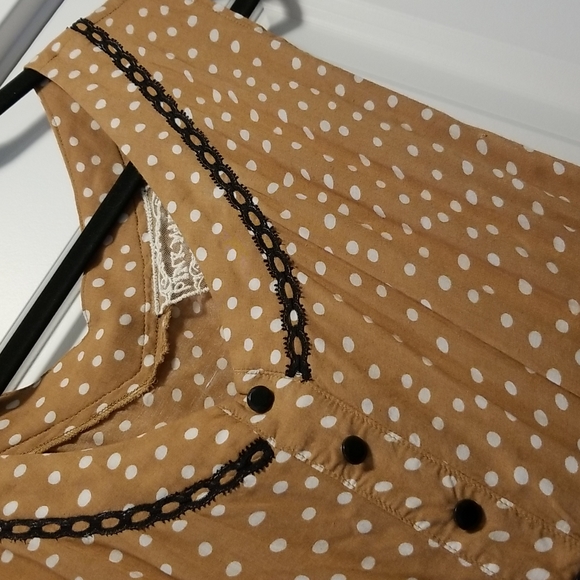 Retro Dress - Picture 3 of 5